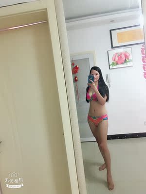 泳衣收到啦，洗过试穿了一下，大小正好，泳衣颜色非常漂亮，玫红色很好看，很喜欢！