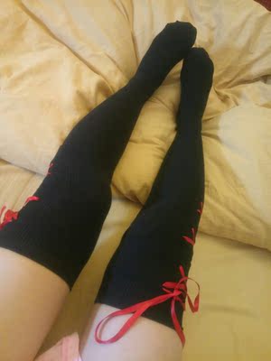 没有加滤镜  棉质的超舒服非常有质感   个人更喜欢黑色