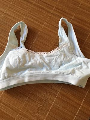 质量还好,女儿163,100斤刚好,棉的。 质量还好,女儿163,100斤刚好,棉的。