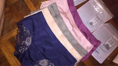 太漂亮了!! 全部都有各自的包装 最喜欢冰丝的内裤滑滑而且不热 穿上很舒服 会再回购的下次 推荐给大家! 粉色好漂亮