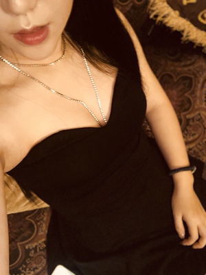 超级有气质&hellip;传出去都说很好看&hellip;性感&hellip;喜欢