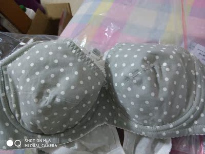 宝贝已收到,真的很好,穿着大小正合适,并且为纯棉很舒服,好喜欢! 宝贝已收到,真的很好,穿着大小正合适,并且为纯棉很舒服,好喜欢!