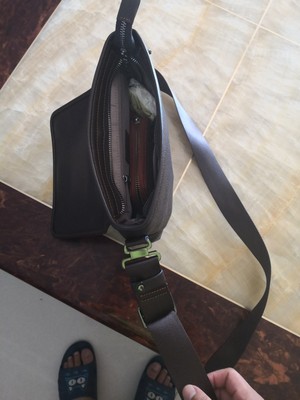 说说奥康男包怎么样,质量假不假呢，亲身使用三个月感受揭秘