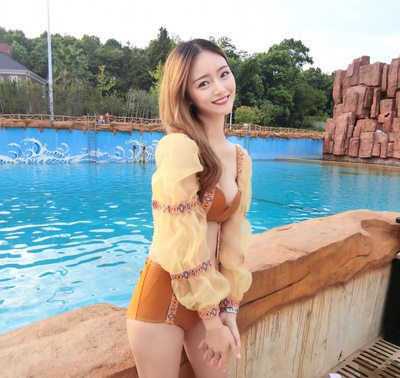 买来做活动穿的，挺好看的。笔芯～老板售后什么的也不错～