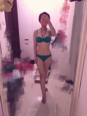 颜色很好看,喜欢,泳衣质量没得说 颜色很好看,喜欢,泳衣质量没得说