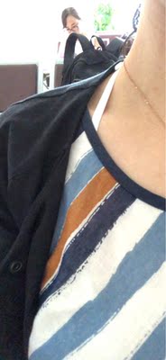 戴着可以吧，会凸点，要选择合适的衣服。前扣确实如下面评论所说有点粗糙。肩带是白色是最大败笔，露出来不可避免又很尴尬，换成黑色的就好了。