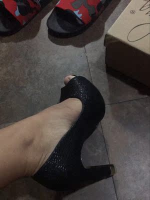 终于买好了满意的鞋子，不像以前买的东西总是退，给买家好评