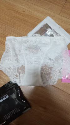 还没穿,不过摸着料子不错 还没穿,不过摸着料子不错