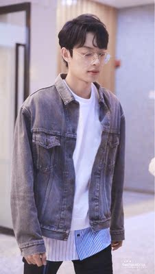 小胸福音 很舒服 但感觉不太值这个价 希望耐穿 小胸福音 很舒服 但感觉不太值这个价 希望耐穿