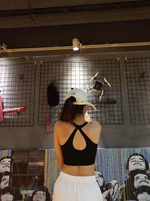 这个运动内衣穿上很舒服 跳舞练瑜伽都不会有束缚感 喜欢~ 这个运动内衣穿上很舒服 跳舞练瑜伽都不会有束缚感 喜欢~