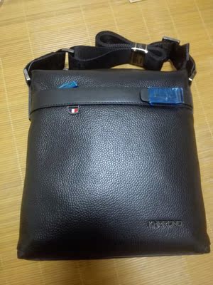 点评KHARONO男包怎么样,质量假不假呢，亲身使用三个月感受揭秘