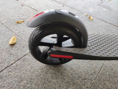 火爆的分享下ninebot九号电动滑板车怎么样，质量真的很好吗