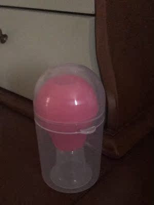 会吸出奶来，效果短暂，不过贝亲的品质不错