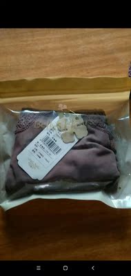 老婆很喜欢，质量不错，有弹性，舒适度好，颜色正不掉色。是她想要的内裤。