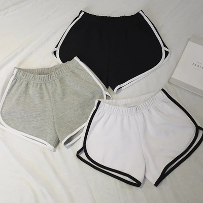 质量不错，发货速度很快，买大了一码穿着很舒服。