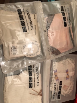 哈哈哈哈真的喜欢 是身边的闺蜜推荐给我的 真的好看又舒服 哈哈哈哈真的喜欢 是身边的闺蜜推荐给我的 真的好看又舒服