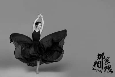 买来拍照用的,也不经常穿,还没有洗过,不知道质量怎么样。 买来拍照用的,也不经常穿,还没有洗过,不知道质量怎么样。