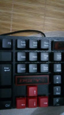 键盘出货前没有验货吗,字是偏的,不多说,上图 键盘出货前没有验货吗,字是偏的,不多说,上图