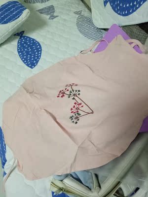 实物和产品描述的一样,非常满意,我也是确认过评论里的妹子穿起来美美哒才买的,超乎所望,确实不错,好评 实物和产品描述的一样,非常满意,我也是确认过评论里的妹子穿起来美美哒才买的,超乎所望,确实不错,好评