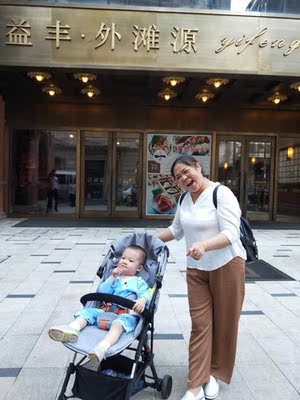 体验宓驰婴儿推车怎么样，方便好用吗？这个品牌上档次吗？