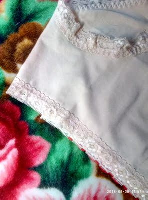 对于这种纯色面料天然无添加的，很是健康，而且穿上也是很舒服，对于夏天的我喜欢纯棉透气不热的，这款内裤再合适不过了。