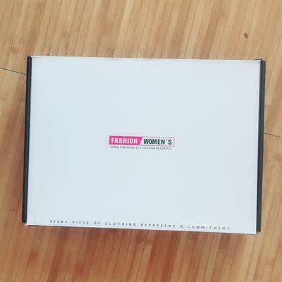 首先，这个包装特别满意，衣服的料子特别软！性价比真高，越来越喜欢靓靓胖大仙