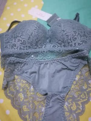 没想到网上买到这么合适的，好看