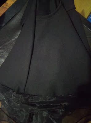 不好意思,确认收货晚了。问朋友要的链接,看她穿的好看,最主要是有口袋 不好意思,确认收货晚了。问朋友要的链接,看她穿的好看,最主要是有口袋