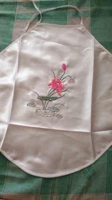 宝贝收到了,看起来很不错,准备配这领口大的衣服穿,应该很好看,期待 宝贝收到了,看起来很不错,准备配这领口大的衣服穿,应该很好看,期待