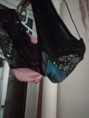 宝贝收到了,试穿一下,很性感,而且蕾丝不扎皮肤,很舒服穿着,洗了,也没掉色,很喜欢,准备再入手其他款式的 宝贝收到了,试穿一下,很性感,而且蕾丝不扎皮肤,很舒服穿着,洗了,也没掉色,很喜欢,准备再入手其他款式的