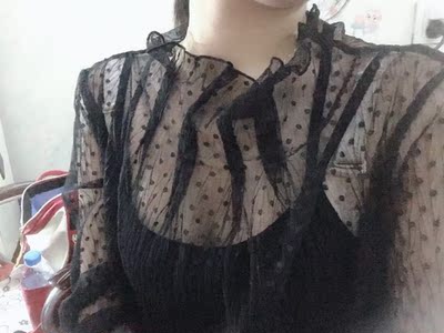 好看,就是袖子太长了,袖口也不一样松紧 好看,就是袖子太长了,袖口也不一样松紧