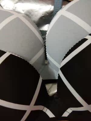 买了4件，都很喜欢，无钢圈的，很舒服。