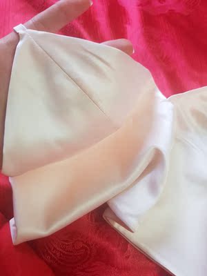 质量很好！很丝滑，包装也特别漂亮，简直就是高端大气上档次啊！还有小提示，暖暖的很贴心，