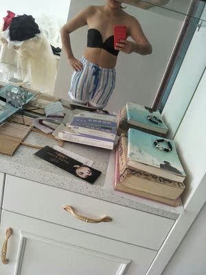 还不错，不会掉，穿着很舒服，还会继续购买的。