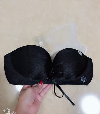 拿到手特地试穿了一下，穿戴很方便，操作也简单，挺显胸大。有了这内衣更可以大胆的穿搭性感出门了。每个女生有必要佣有一件隐形内衣，这款真的很推荐。