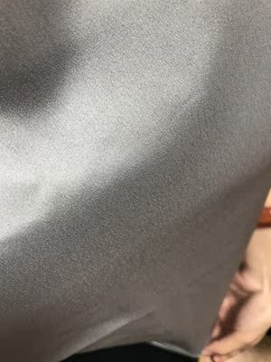 买的白色和灰色，质量不错，是自己喜欢的料子。