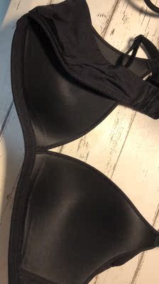 内衣收到很好,穿了一段时间很舒服,很透气 ,这款是舒适型的 对我们女性没有伤害,很值得购买,介绍了很多朋友来买这款了,都很喜欢,其他朋友也可以尝试一下 真的不错。 内衣收到很好,穿了一段时间很舒服,很透气 ,这款是舒适型的 对我们女性没有伤害,很值得购买,介绍了很多朋友来买这款了,都很喜欢,其他朋友也可以尝试一下 真的不错。