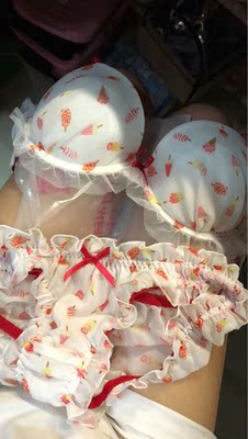 听了建议买大一个杯,结果死活没有沟,人家好伤心,不过很可爱,质量的话不能再追求了 听了建议买大一个杯,结果死活没有沟,人家好伤心,不过很可爱,质量的话不能再追求了