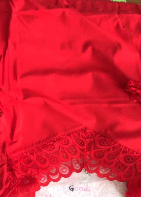 这个包装太抠了,只能说环保了,看在衣服份上给三颗星, 这个包装太抠了,只能说环保了,看在衣服份上给三颗星,