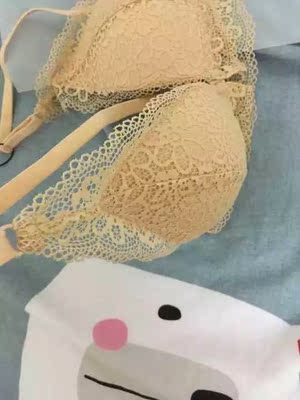 内衣很好，蕾丝不扎肉，尺码刚刚好，质量很不错，非常满意的一次购物，下次还会再来