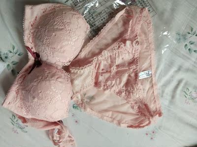 很满意的一次购物,试穿了下,很合适!! 很满意的一次购物,试穿了下,很合适!!