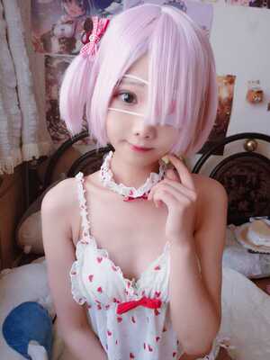 羽天穿这套衣服超可爱的(=・ω・=) 羽天穿这套衣服超可爱的(=・ω・=)