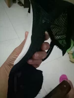 还不错吧,穿着挺舒服的,也不算很厚,有了孩子没胸了,这款可以隆胸,不空杯,两排扣的很喜欢 还不错吧,穿着挺舒服的,也不算很厚,有了孩子没胸了,这款可以隆胸,不空杯,两排扣的很喜欢