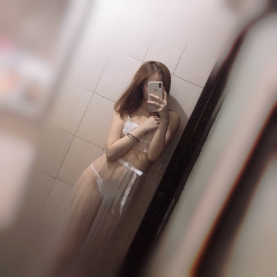 好仙啊 真的超美的 强推白色！仙到不行！