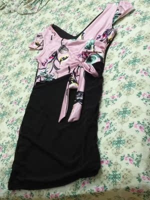 此用户没有填写评价。 此用户没有填写评价。