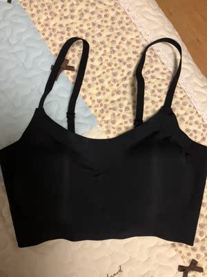 还没穿，看起来挺好的，比较好搭配衣服