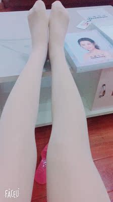 宝贝很喜欢,真的是一分价钱一分货,挺厚实的,重点是不起球不勾丝,穿上去很好看很显腿瘦呀嘻嘻 宝贝很喜欢,真的是一分价钱一分货,挺厚实的,重点是不起球不勾丝,穿上去很好看很显腿瘦呀嘻嘻