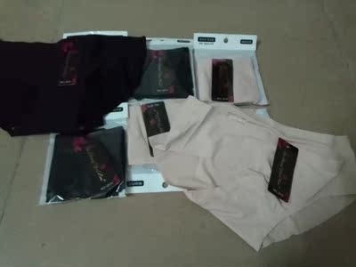 第二次购买了,很不错哦,习惯了这种无痕的穿有骨的感觉都不舒服了😊,下次还来这家店 第二次购买了,很不错哦,习惯了这种无痕的穿有骨的感觉都不舒服了😊,下次还来这家店