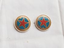 Retired for decades as a training hat hat emblem old-fashioned plastic hat emblem military badge of the last century military fan collection
