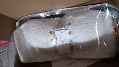 这是第二次帮妹妹购买了哦,客服服务态度好,内衣质量也好满分哦!祝店家生意兴隆 这是第二次帮妹妹购买了哦,客服服务态度好,内衣质量也好满分哦!祝店家生意兴隆